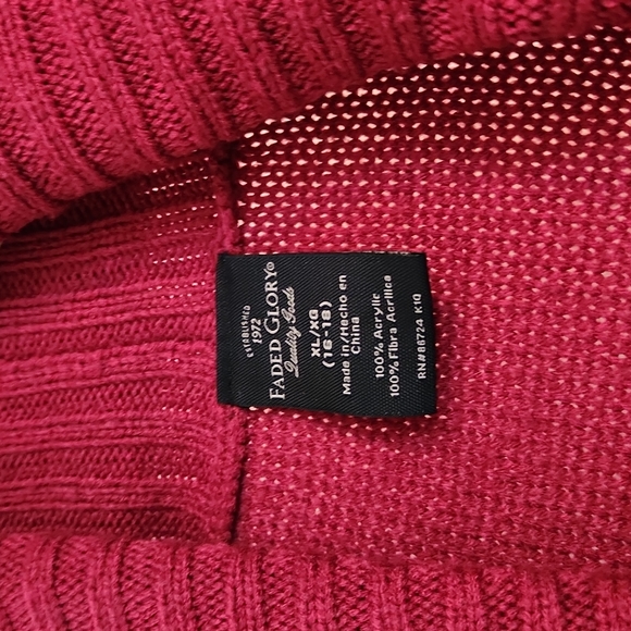 Cardigan - Picture 2 of 4